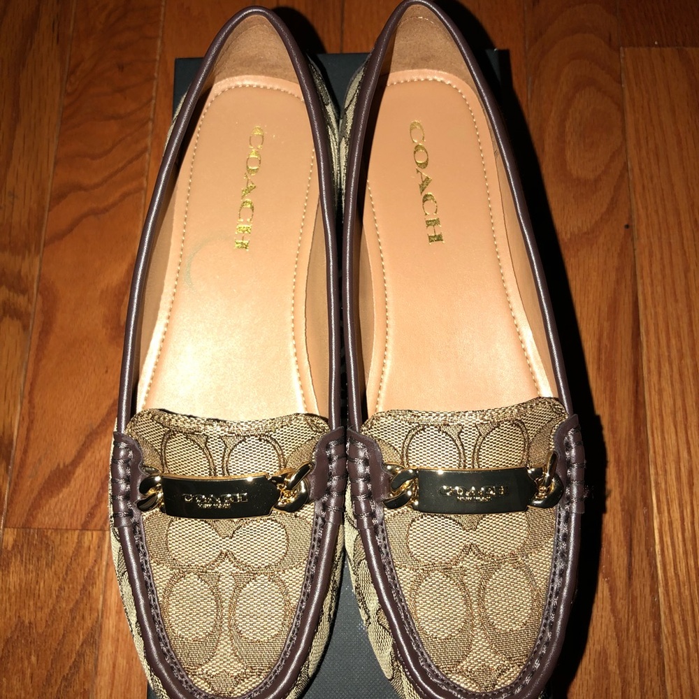 🌼COACH  Olive Loafers Khaki/Chestnut